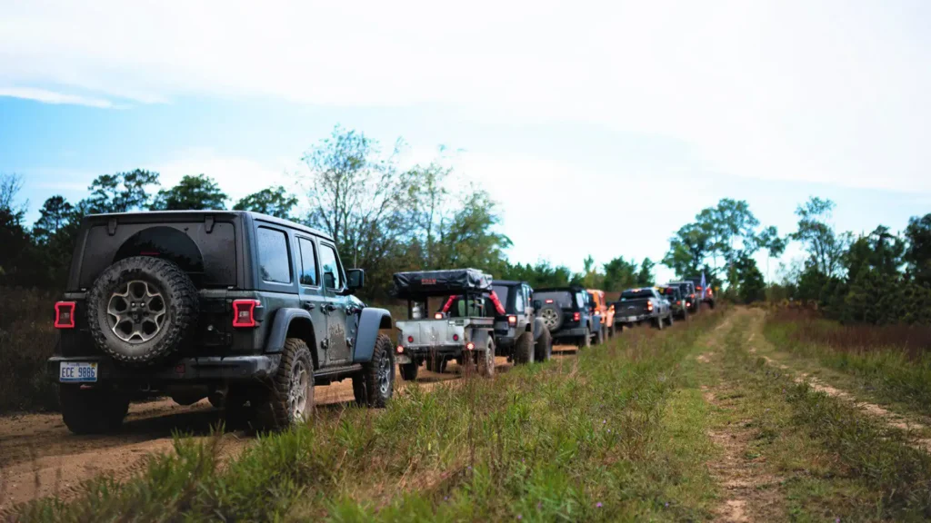 jeeps lined up on 4x4 adventure